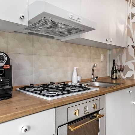 Dreamgarden Airport Apartment & Secure Parking & Airport Shuttle Ιάσιο Εξωτερικό φωτογραφία