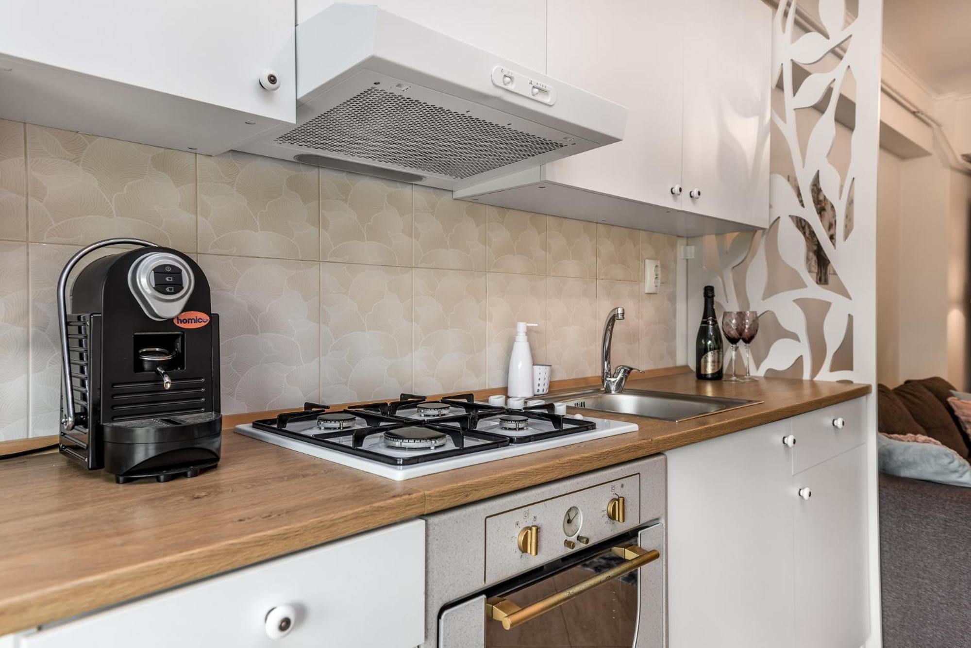 Dreamgarden Airport Apartment & Secure Parking & Airport Shuttle Ιάσιο Εξωτερικό φωτογραφία